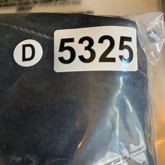 Ben Taverniti Unravel‎ Project Jeans 26 Rigid Denim Destroy Baggy Hailey Beiber - Picture 16 of 16